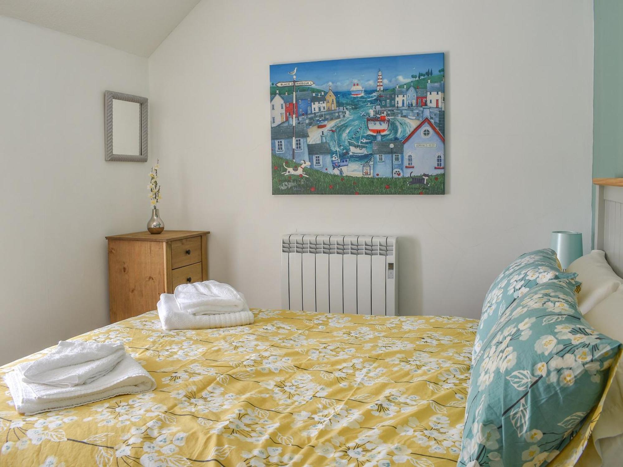 Sanctuary Cottage Абърдарън Екстериор снимка