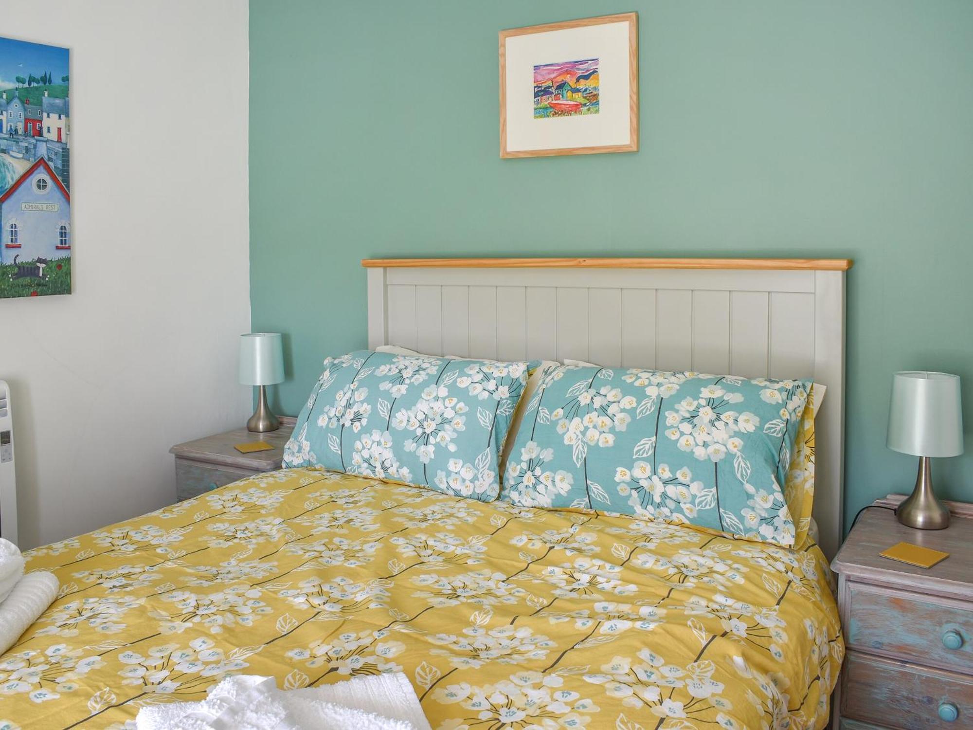 Sanctuary Cottage Абърдарън Екстериор снимка